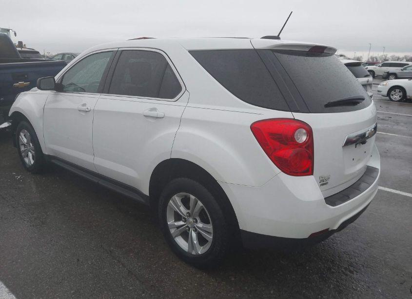 Photo 3 of 2015 Chevrolet Equinox LS (VIN 2GNFLEEK1F6233420)