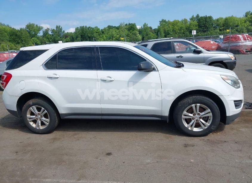 Photo 13 of 2016 Chevrolet Equinox LS (VIN 2GNFLEEK1G6130533)
