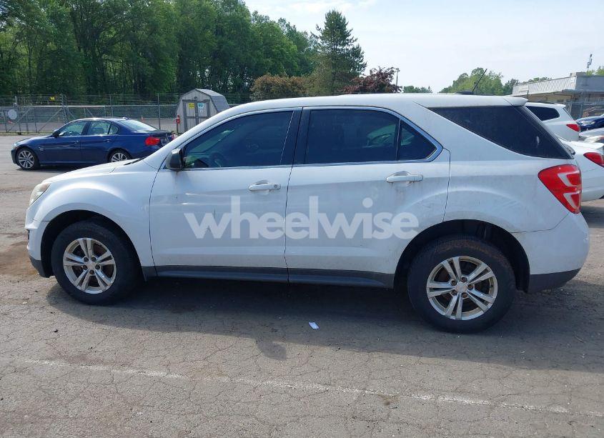 Photo 14 of 2016 Chevrolet Equinox LS (VIN 2GNFLEEK1G6130533)