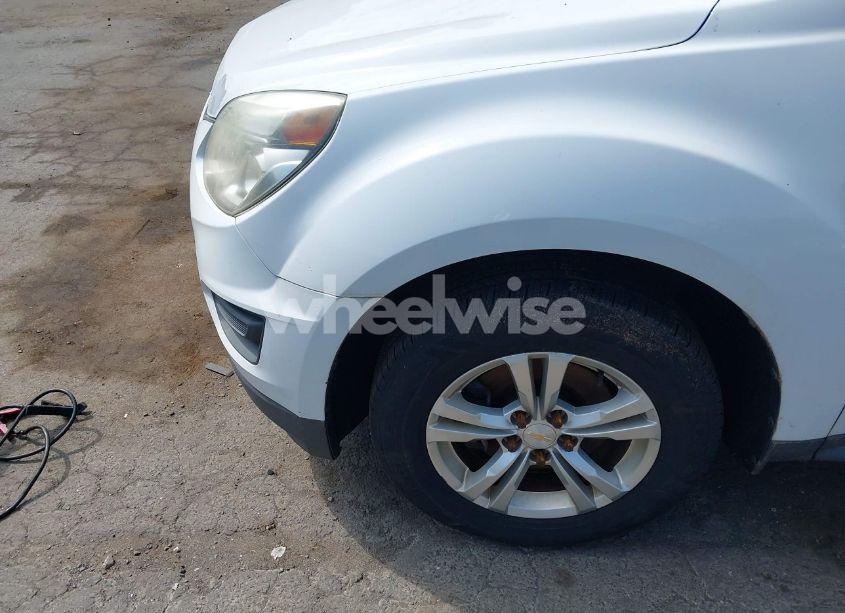 Photo 17 of 2016 Chevrolet Equinox LS (VIN 2GNFLEEK1G6130533)