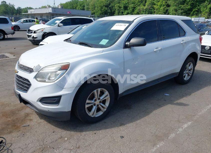 Photo 2 of 2016 Chevrolet Equinox LS (VIN 2GNFLEEK1G6130533)