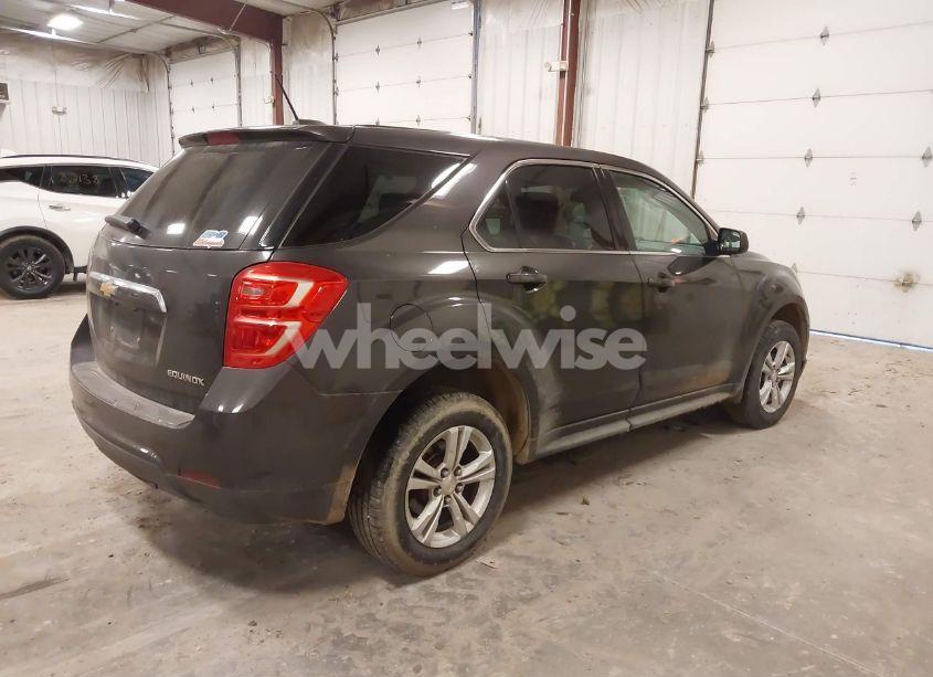Photo 4 of 2016 Chevrolet Equinox LS (VIN 2GNFLEEK1G6345877)
