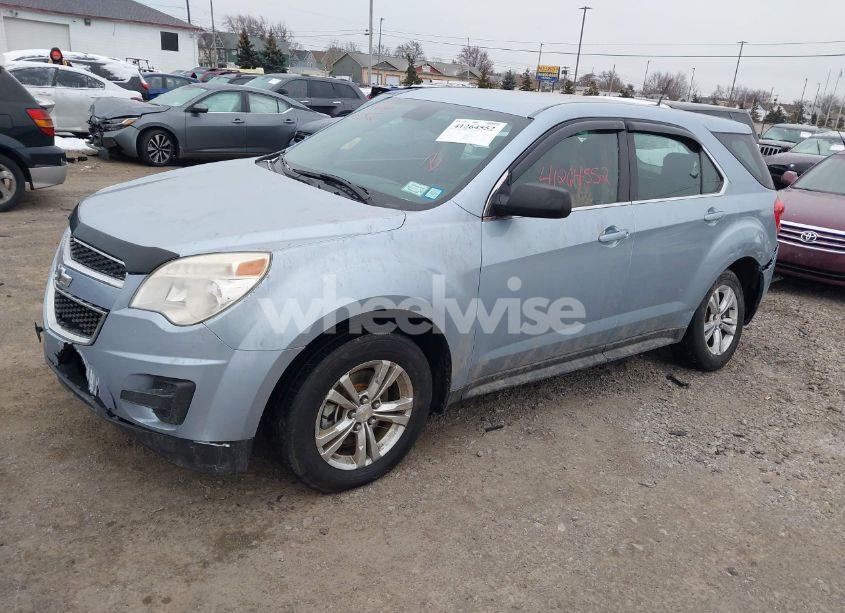 Photo 2 of 2014 Chevrolet Equinox LS (VIN 2GNFLEEK2E6119067)