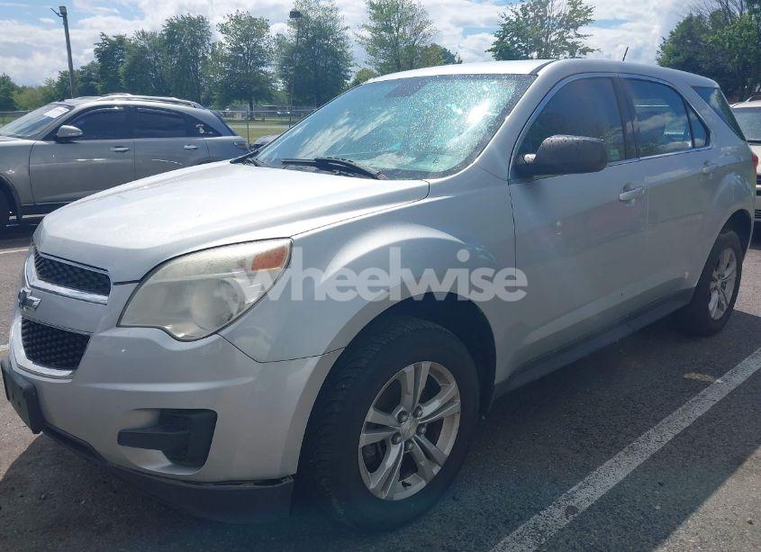 Photo 2 of 2014 Chevrolet Equinox LS (VIN 2GNFLEEK2E6228550)