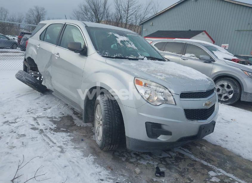 2015 Chevrolet Equinox LS (VIN 2GNFLEEK2F6185779) main photo