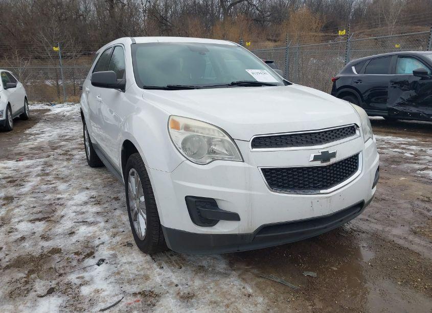 2015 Chevrolet Equinox LS (VIN 2GNFLEEK2F6285008) main photo
