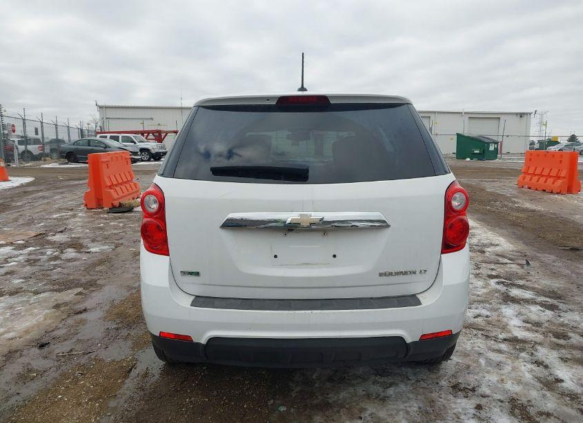 Photo 16 of 2015 Chevrolet Equinox LS (VIN 2GNFLEEK2F6285008)