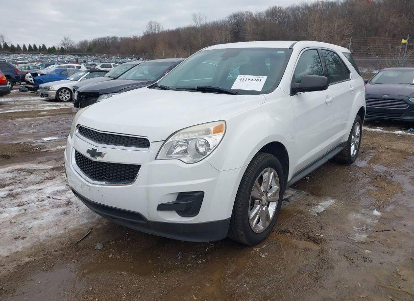 Photo 2 of 2015 Chevrolet Equinox LS (VIN 2GNFLEEK2F6285008)