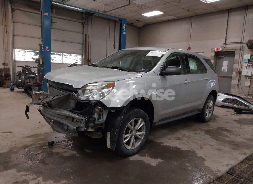Photo 2 of 2017 Chevrolet Equinox LS (VIN 2GNFLEEK2H6140506)
