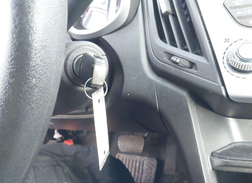 Photo 11 of 2017 Chevrolet Equinox LS (VIN 2GNFLEEK2H6181833)