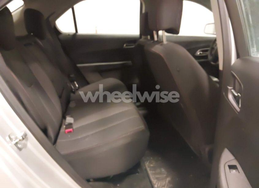 Photo 8 of 2017 Chevrolet Equinox LS (VIN 2GNFLEEK2H6256045)