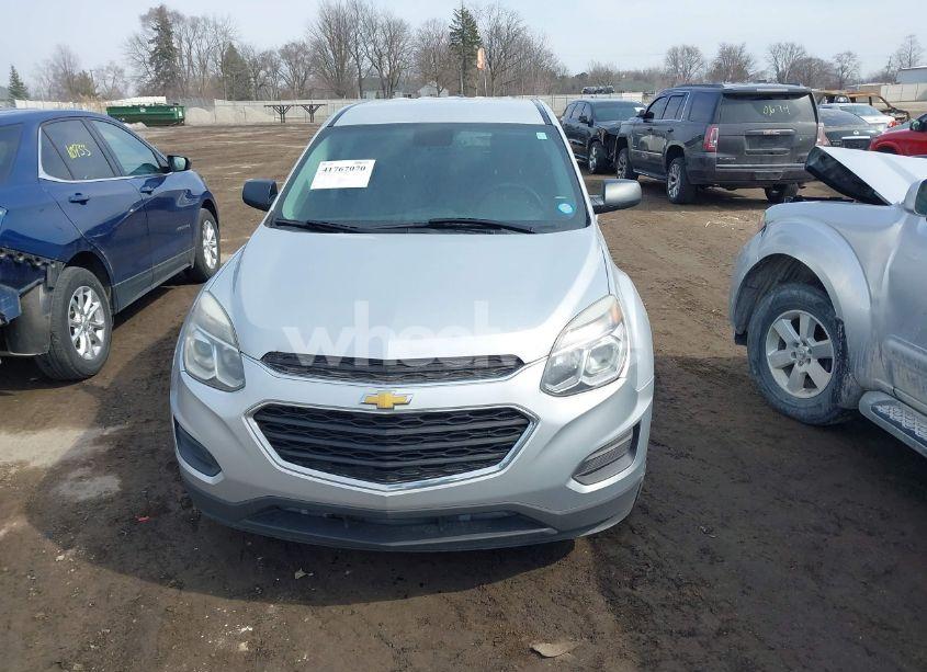 Photo 12 of 2017 Chevrolet Equinox LS (VIN 2GNFLEEK2H6293869)