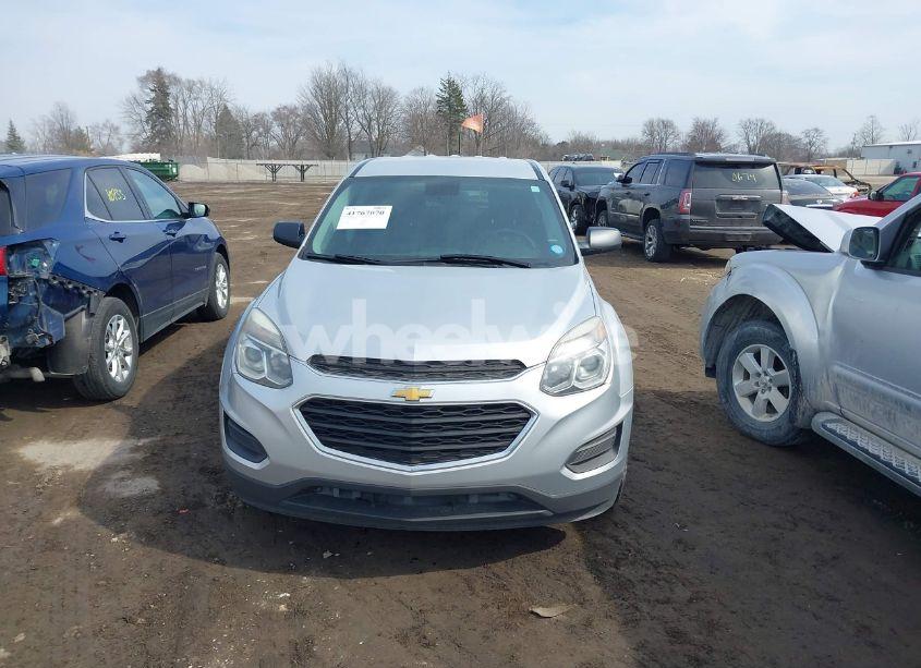 Photo 6 of 2017 Chevrolet Equinox LS (VIN 2GNFLEEK2H6293869)