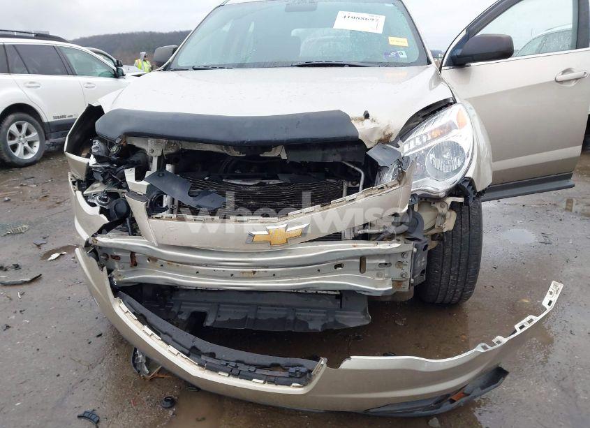 Photo 6 of 2014 Chevrolet Equinox LS (VIN 2GNFLEEK3E6337096)