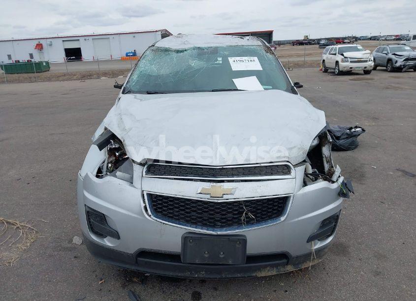 Photo 12 of 2015 Chevrolet Equinox LS (VIN 2GNFLEEK3F6347550)
