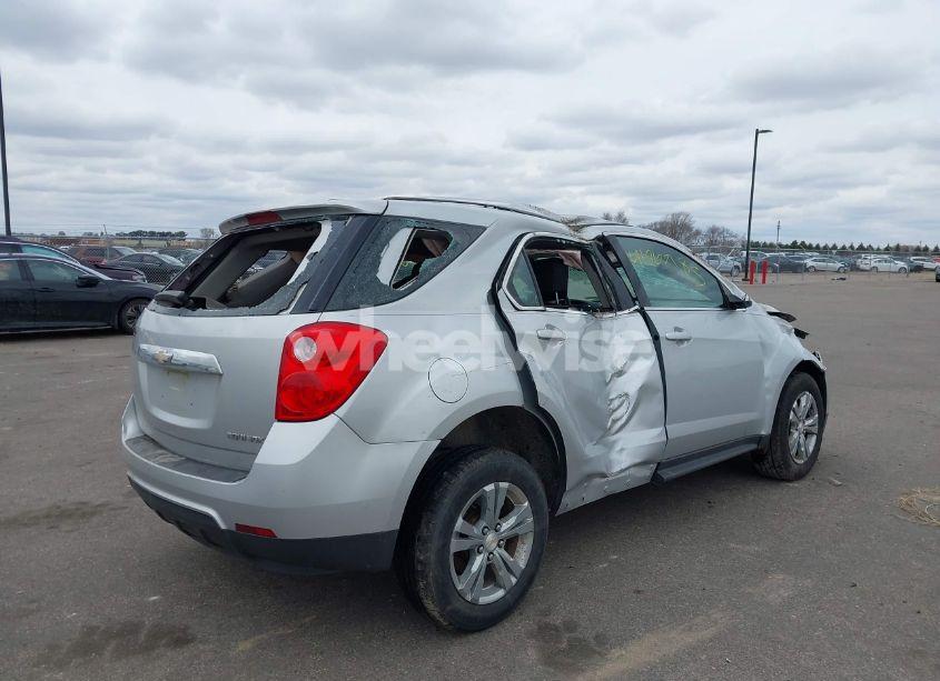 Photo 4 of 2015 Chevrolet Equinox LS (VIN 2GNFLEEK3F6347550)
