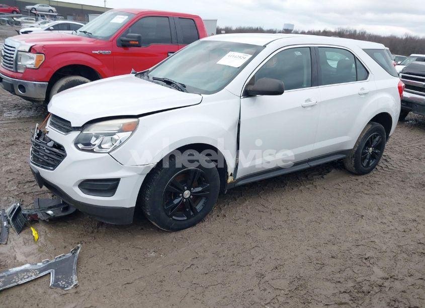 Photo 2 of 2016 Chevrolet Equinox LS (VIN 2GNFLEEK3G6289571)