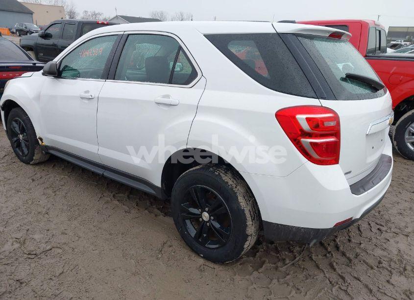 Photo 3 of 2016 Chevrolet Equinox LS (VIN 2GNFLEEK3G6289571)