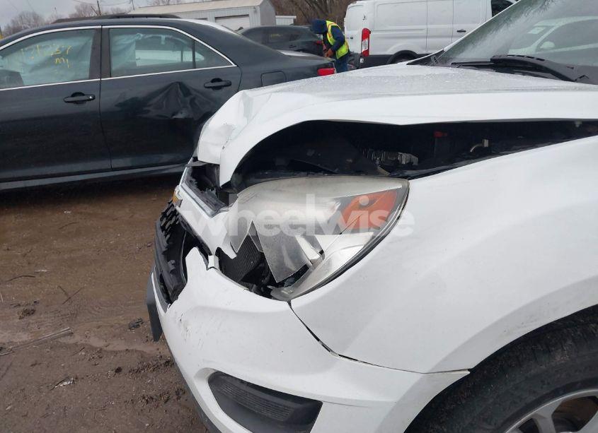 Photo 17 of 2017 Chevrolet Equinox LS (VIN 2GNFLEEK3H6337068)