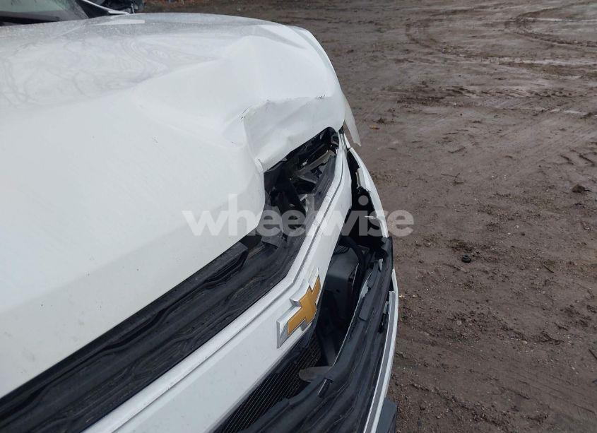 Photo 18 of 2017 Chevrolet Equinox LS (VIN 2GNFLEEK3H6337068)