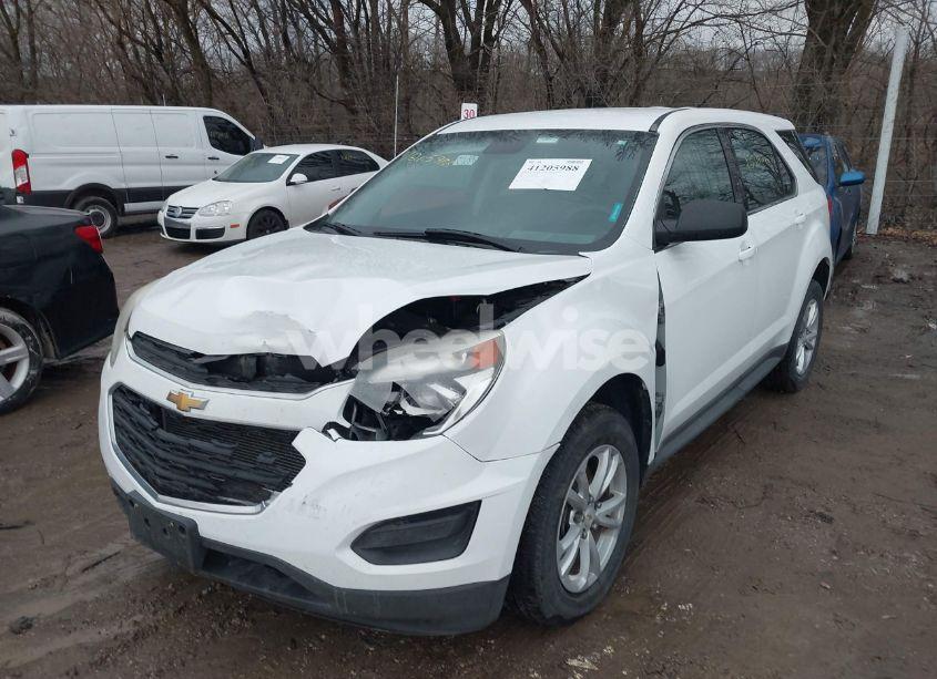 Photo 2 of 2017 Chevrolet Equinox LS (VIN 2GNFLEEK3H6337068)