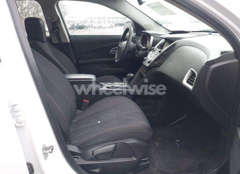 Photo 5 of 2017 Chevrolet Equinox LS (VIN 2GNFLEEK3H6337068)