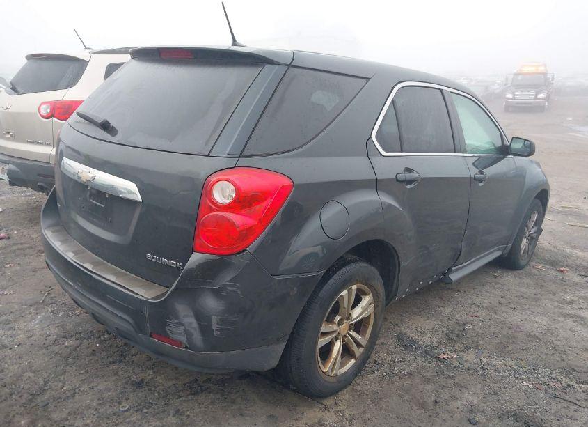 Photo 4 of 2014 Chevrolet Equinox LS (VIN 2GNFLEEK4E6246306)