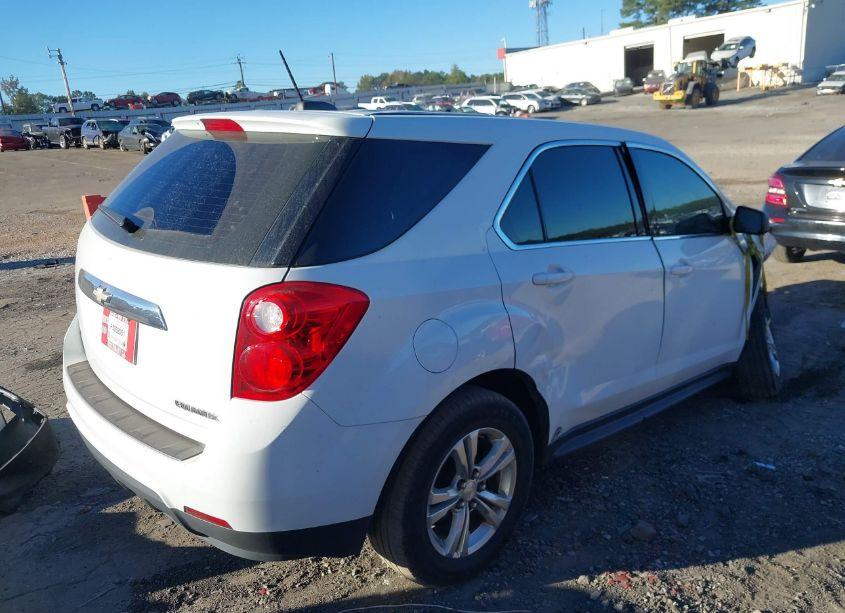 Photo 4 of 2015 Chevrolet Equinox LS (VIN 2GNFLEEK4F6202047)
