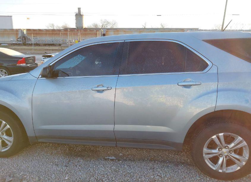 Photo 14 of 2015 Chevrolet Equinox LS (VIN 2GNFLEEK4F6250017)