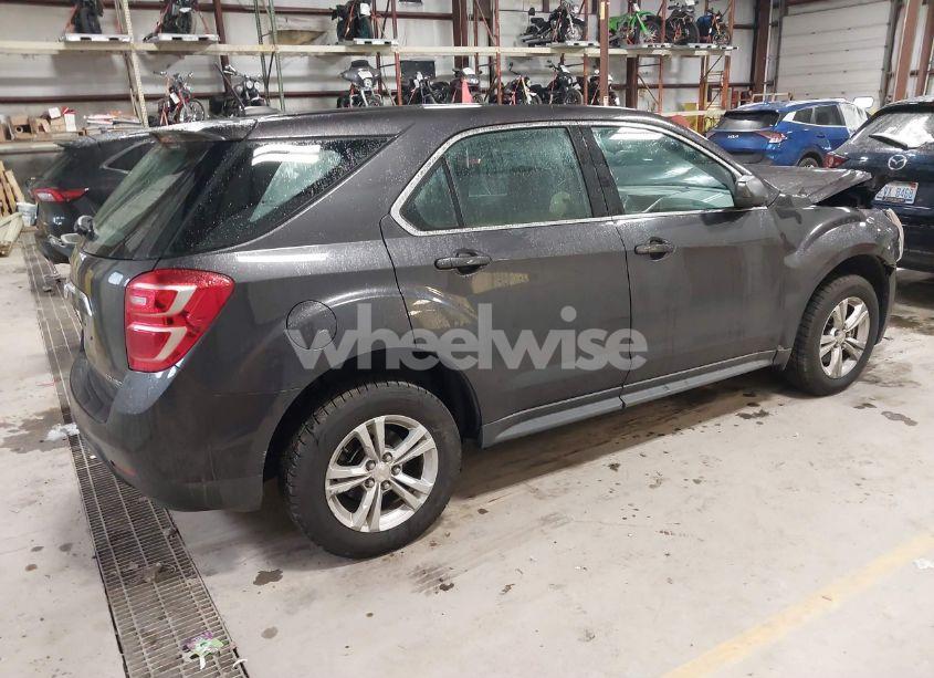 Photo 4 of 2016 Chevrolet Equinox LS (VIN 2GNFLEEK4G6176194)