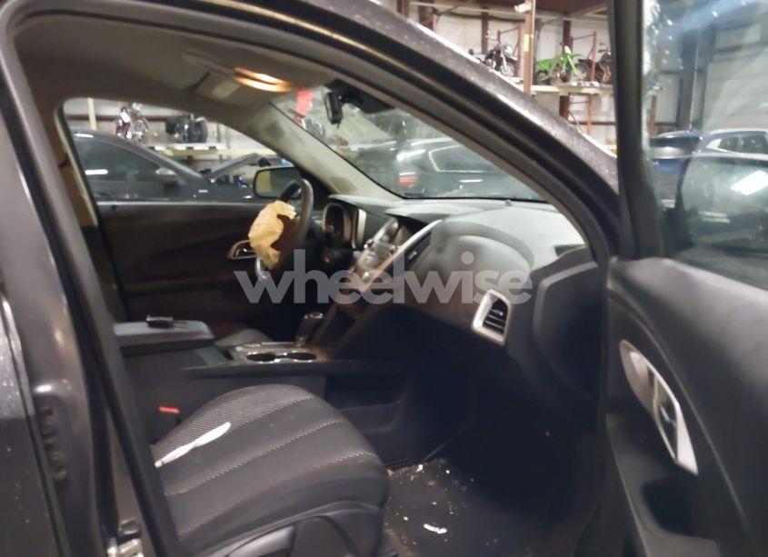 Photo 5 of 2016 Chevrolet Equinox LS (VIN 2GNFLEEK4G6176194)