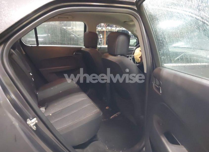 Photo 8 of 2016 Chevrolet Equinox LS (VIN 2GNFLEEK4G6176194)