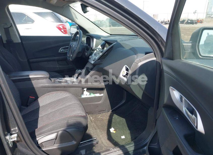 Photo 5 of 2017 Chevrolet Equinox LS (VIN 2GNFLEEK4H6139387)