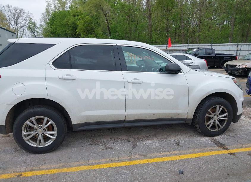 Photo 14 of 2017 Chevrolet Equinox LS (VIN 2GNFLEEK4H6213083)