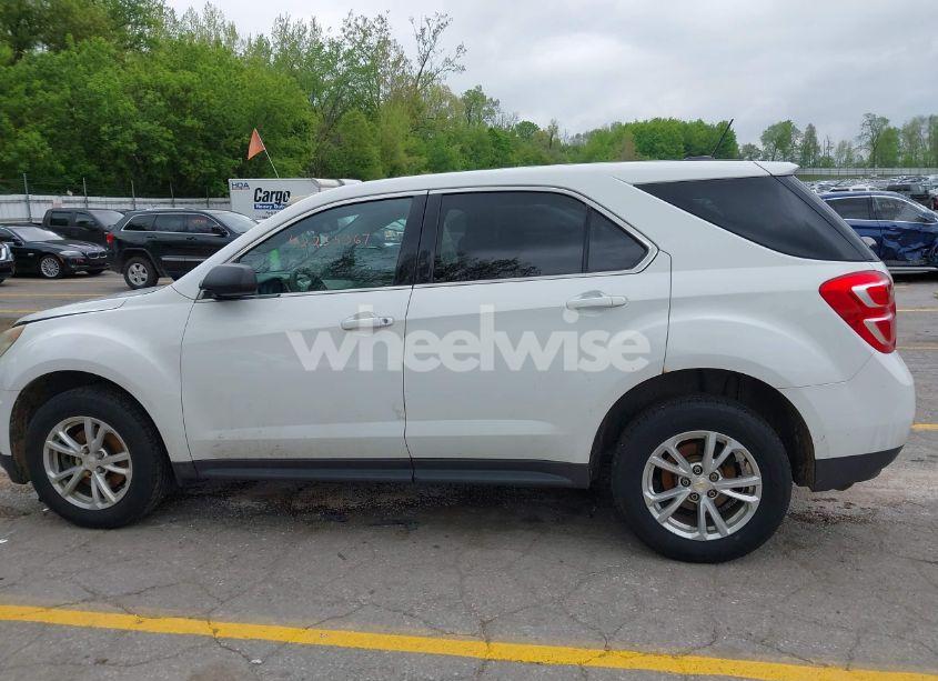 Photo 15 of 2017 Chevrolet Equinox LS (VIN 2GNFLEEK4H6213083)