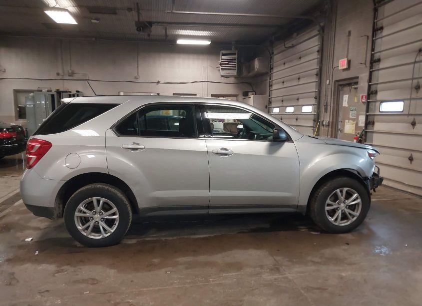 Photo 13 of 2017 Chevrolet Equinox LS (VIN 2GNFLEEK4H6275485)
