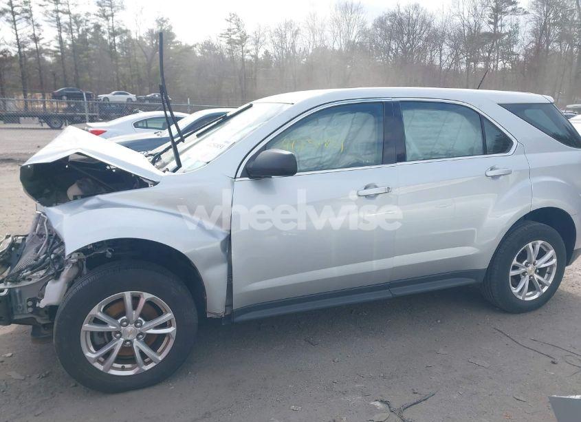 Photo 14 of 2017 Chevrolet Equinox LS (VIN 2GNFLEEK4H6294991)