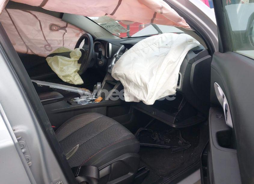 Photo 5 of 2017 Chevrolet Equinox LS (VIN 2GNFLEEK4H6294991)