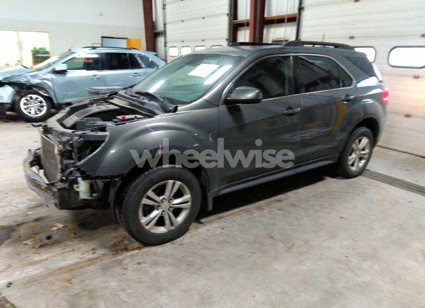 Photo 2 of 2013 Chevrolet Equinox 1LT (VIN 2GNFLEEK5D6413870)