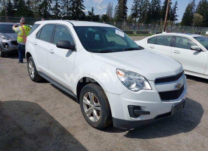 2014 Chevrolet Equinox LS (VIN 2GNFLEEK5E6105132) main photo