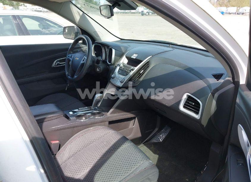 Photo 5 of 2014 Chevrolet Equinox LS (VIN 2GNFLEEK5E6105132)