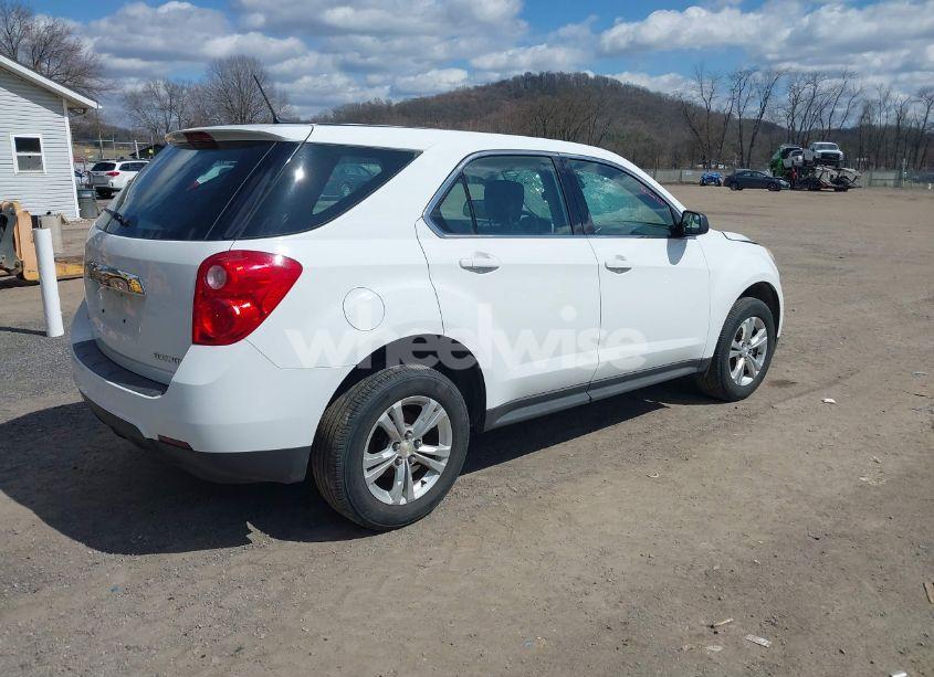 Photo 4 of 2014 Chevrolet Equinox LS (VIN 2GNFLEEK5E6231457)