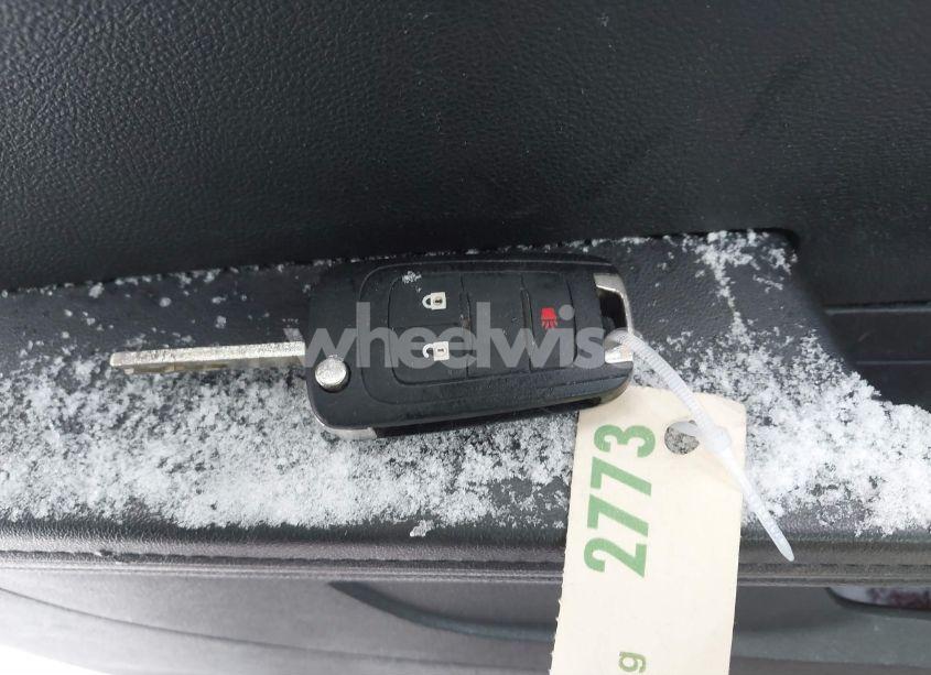 Photo 11 of 2015 Chevrolet Equinox LS (VIN 2GNFLEEK5F6161010)