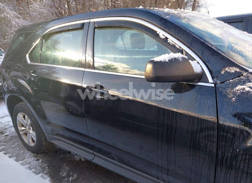 Photo 13 of 2015 Chevrolet Equinox LS (VIN 2GNFLEEK5F6161010)