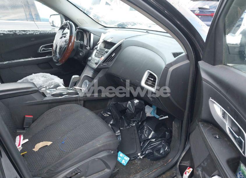 Photo 5 of 2015 Chevrolet Equinox LS (VIN 2GNFLEEK5F6161010)