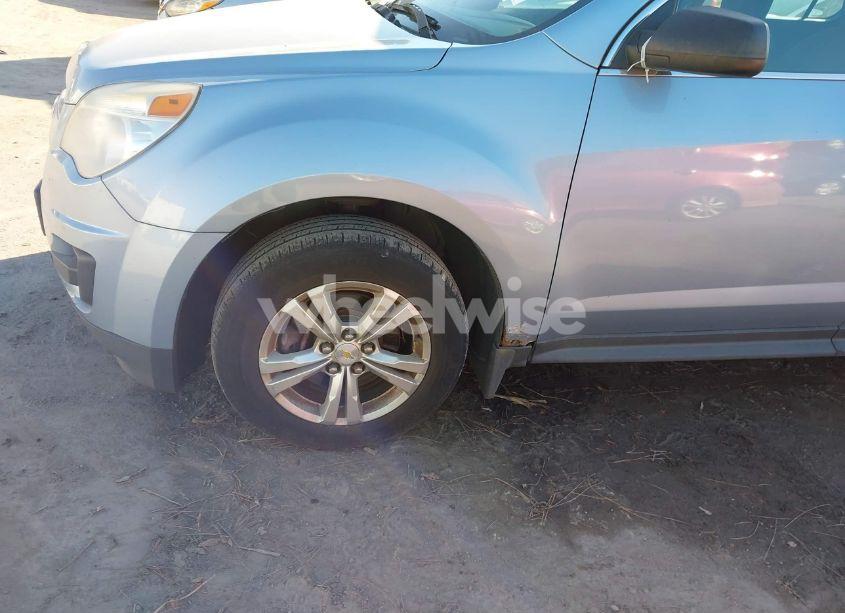 Photo 6 of 2015 Chevrolet Equinox LS (VIN 2GNFLEEK5F6310872)