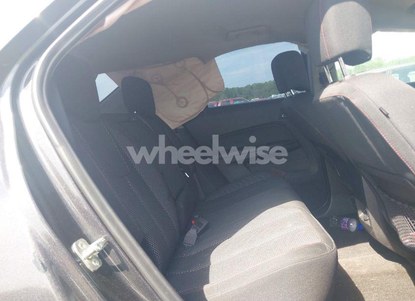 Photo 8 of 2016 Chevrolet Equinox LS (VIN 2GNFLEEK5G6311196)