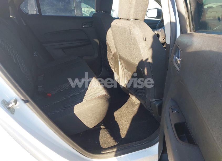 Photo 8 of 2016 Chevrolet Equinox LS (VIN 2GNFLEEK5G6339550)