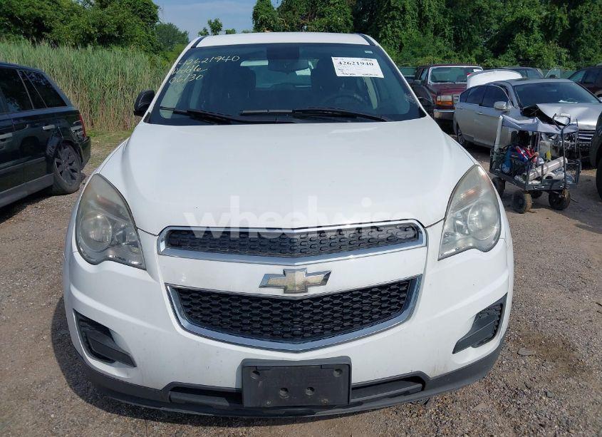 Photo 6 of 2015 Chevrolet Equinox LS (VIN 2GNFLEEK6F6184229)
