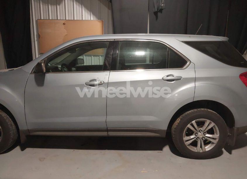 Photo 14 of 2015 Chevrolet Equinox LS (VIN 2GNFLEEK6F6244705)